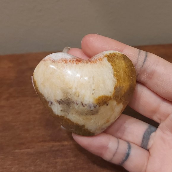 🔥 Sale 🔥 Red Banded Calcite Puffer Heart - Final Price - Picture 5 of 14